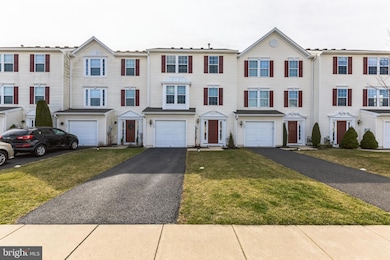 164 S Savanna Dr, Pottstown, PA 19465 - photo 4