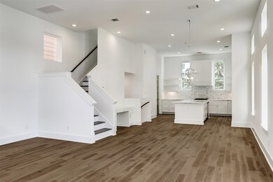 4407 Marina St unit C, Houston, TX 77007 - photo 3