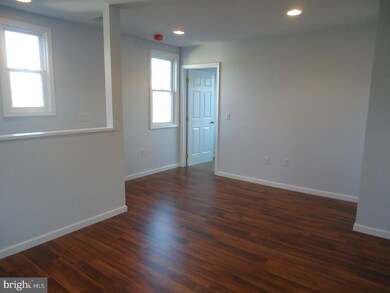 136 W State St unit 2B, Hamburg, PA 19526 - photo 7