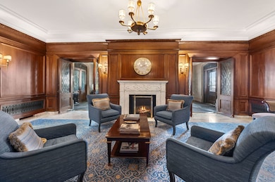 1242 N Lake Shore Dr unit 4N, Chicago, IL 60610 - photo 2