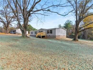 401 Mormon Church Rd, Seneca, SC 29678 - photo 2