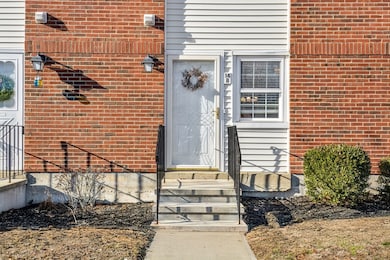 41 Foundry St unit 14-8, South Easton, MA 02375 - photo 2