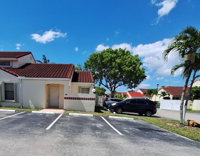 3214 San Remo Cir, Homestead, FL 33035 - photo 2