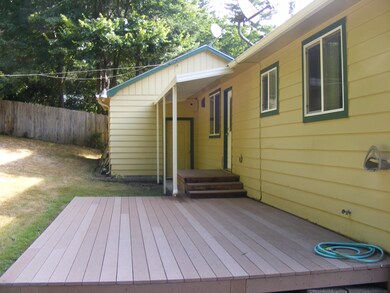 Rear deck