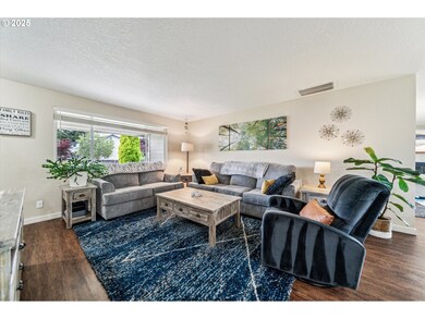 2390 SW Lenore Dr, Beaverton, OR 97006 - photo 7