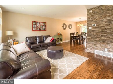 1000 Carlin Dr, Southampton, PA 18966 - photo 7