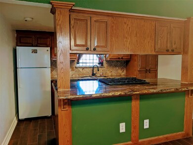 3403 Saratoga Dr, Houston, TX 77088 - photo 7