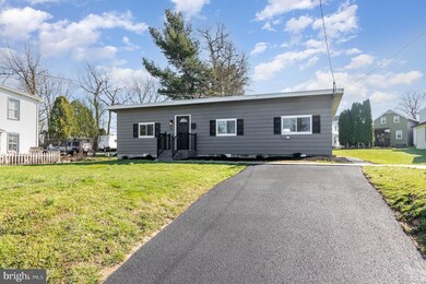 39 Old Market St, Mount Joy, PA 17552 - photo 5