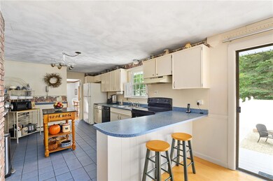 5 Old Pound Hill Rd, North Smithfield, RI 02896 - photo 4