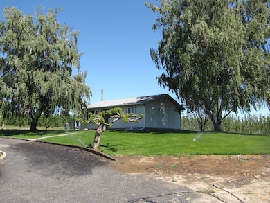 45402 N O'Brien Rd, Prosser, WA 99350 - photo 5