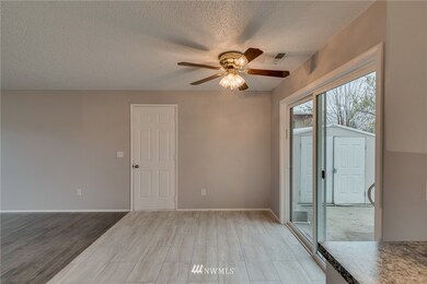 318 S Jarvis Ave, East Wenatchee, WA 98802 - photo 5