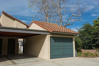 Garage & Carport