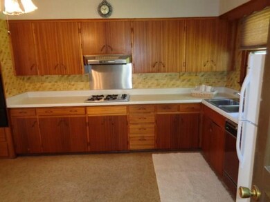 1139 Mason Ave, Des Moines, IA 50315 - photo 7