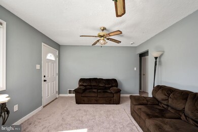 118 Evans St, Manassas Park, VA 20111 - photo 6