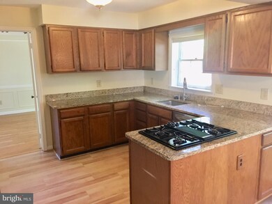 11533 Flints Grove Ln, North Potomac, MD 20878 - photo 7