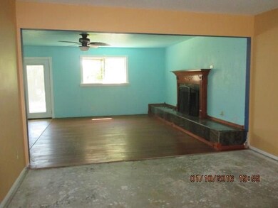 11708 Victoria Place, Oklahoma City, OK 73120 - photo 2