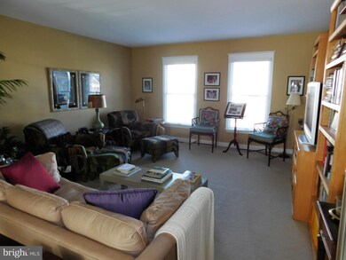 625 Picadilly Dr, Hagerstown, MD 21740 - photo 5