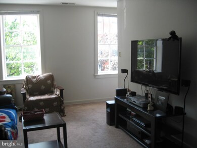 654 Portland St unit 2, Baltimore, MD 21230 - photo 3