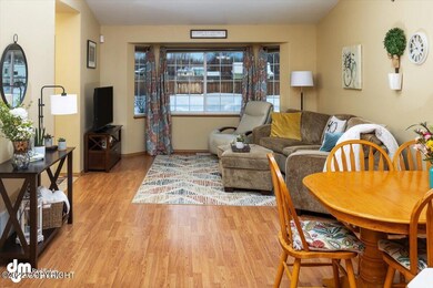 04-Living Room_DMD_2635