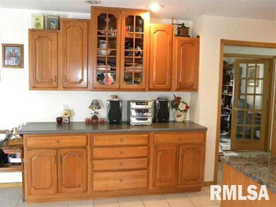 4640 W 60th St, Davenport, IA 52806 - photo 6