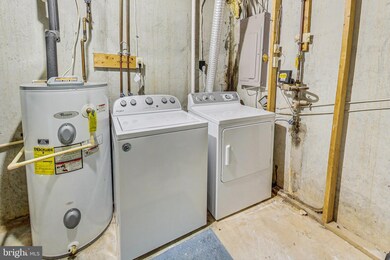 6836 Ducketts Ln, Elkridge, MD 21075 - photo 7