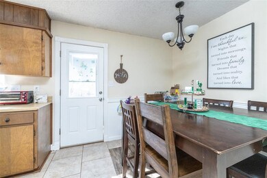 501 Dogwood St, Springtown, TX 76082 - photo 4