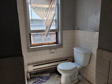 109 N Lake Ave, Albany, NY 12206 - photo 4