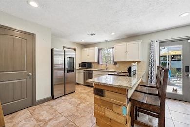 1790 Dublin Dr, Vidor, TX 77662 - photo 4