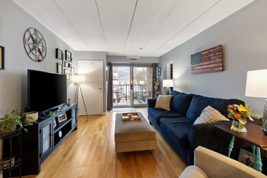 10 Foster St unit 306, Wakefield, MA 01880 - photo 5