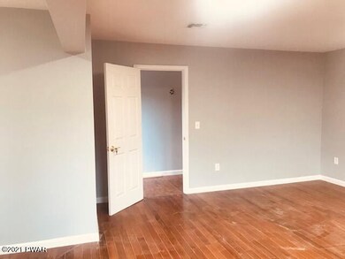 310 W Harford St, Milford, PA 18337 - photo 6