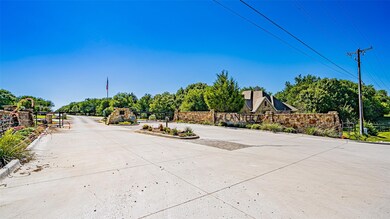 4320 Tapatio Springs Rd, Fort Worth, TX 76108 - photo 2