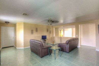 Maui family room 2