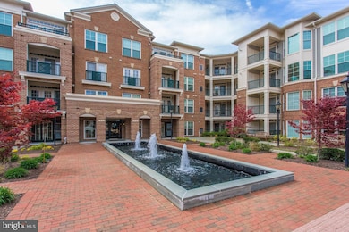2903 Saintsbury Plaza unit 405, Fairfax, VA 22031 - photo 5
