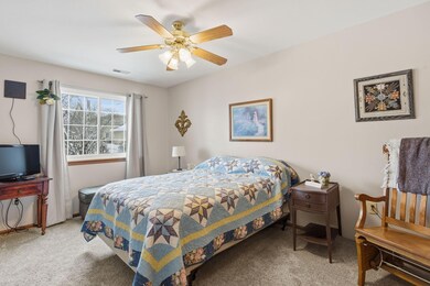 4821 Easy St unit 5, Hartland, WI 53029 - photo 7