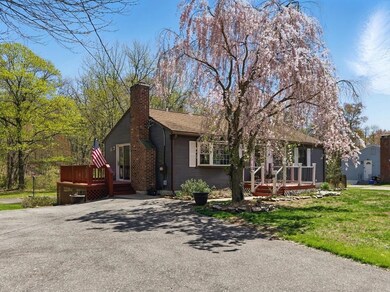 54 Reynolds St, Ludlow, MA 01056 - photo 2