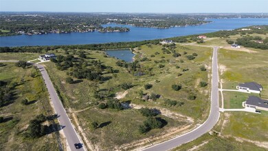 717 R C Luker Ct, Granbury, TX 76048 - photo 3