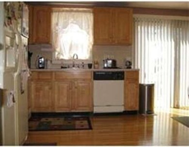 67 Bay State Rd, Quincy, MA 02171 - photo 4