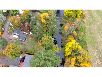 37968 Railroad Ln, Marcola, OR 97454 - photo 3