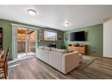 492 Donna Dr, Newberg, OR 97132 - photo 5