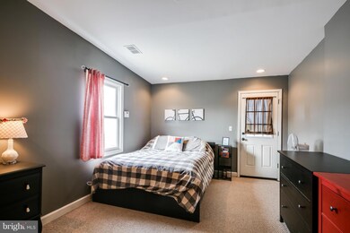 1702 Marshall St, Baltimore, MD 21230 - photo 3