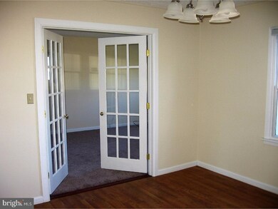 30 Buttercup Ln, Willingboro, NJ 08046 - photo 5