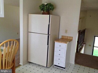 9218 Briarchip St, Laurel, MD 20708 - photo 6