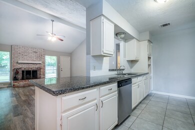 5002 Glendower Dr, Spring, TX 77373 - photo 6