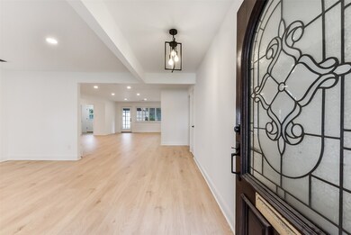 5946 Valkeith Dr, Houston, TX 77096 - photo 4