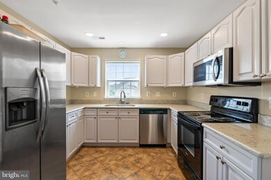 2501 Shelley Cir unit 2B, Frederick, MD 21702 - photo 4