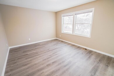 1308 N Mississippi St, Saint Paul, MN 55130 - photo 5