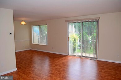 58 Dendron Ct, Parkville, MD 21234 - photo 2