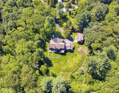 82 Conant Rd, Lincoln, MA 01773 - photo 2