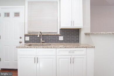 2710 Ellicott Dr, Baltimore, MD 21216 - photo 7