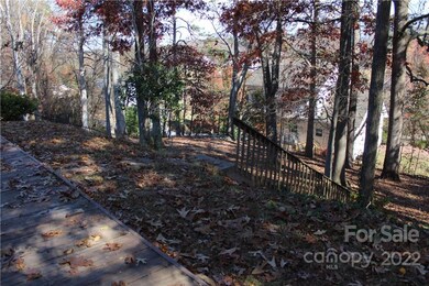 60 Lynwood Cir, Asheville, NC 28806 - photo 4